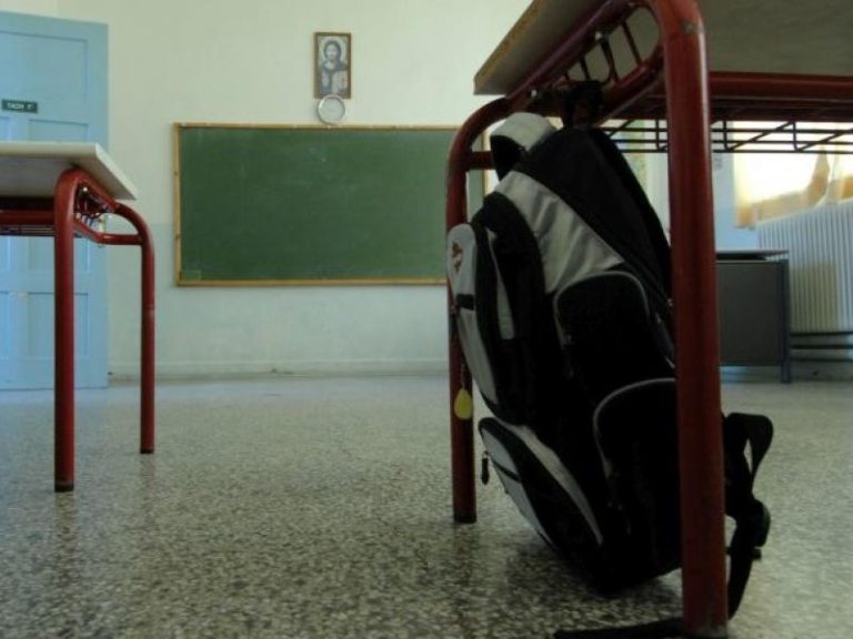 Στήριξη από την Περιφέρεια Βορείου Αιγαίου στους διωκόμενους εκπαιδευτικούς