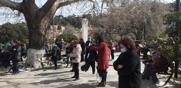 Ένωση Δημοκρατικών Γυναικών Ικαρίας: Με επιτυχία πραγματοποιήθηκαν οι συγκεντρώσεις στις πλατείες του νησιού