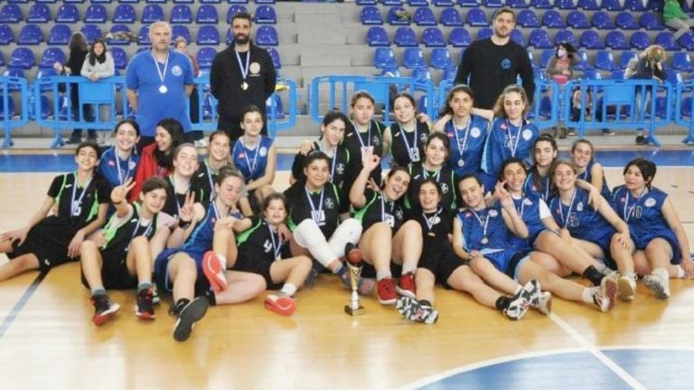 Πρωταθλήτριες στο τοπικό πρωτάθλημα καλαθοσφαίρισης οι Νεάνιδες του Αθλέων