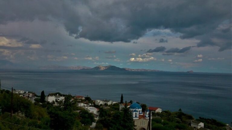 Ημερήσιο παραδοσιακό πανηγύρι των Τριών Ιεραρχών στον Ξυλοσύρτη
