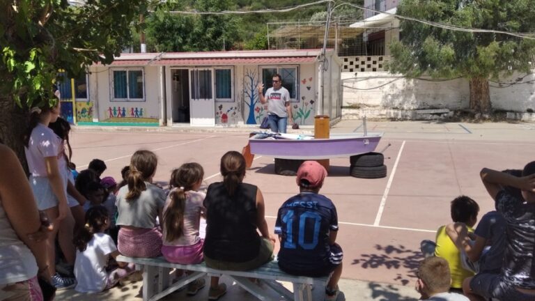 Οι μαθητές γνωρίζουν το άθλημα της ιστιοπλοΐας μέσα από την κατηγορία Optimist