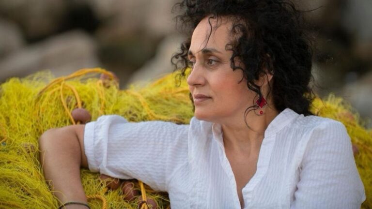 Μια καλοκαιρινή βραδιά με την Καίτη Κουλλιά που δεν πρέπει να χάσετε