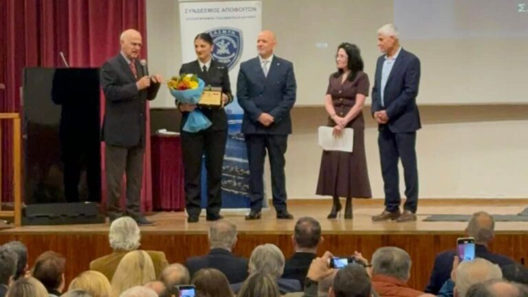 Βράβευση της Φανής Μυτιληνού για τις υπερμαραθώνιές της διακρίσεις